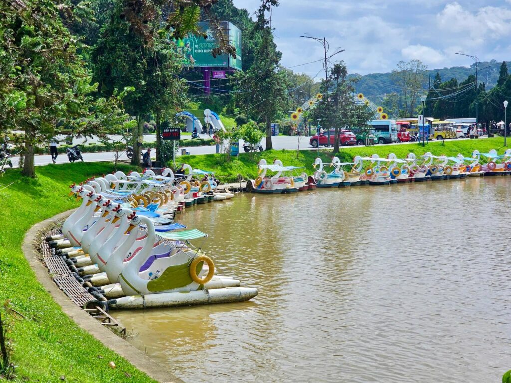 Hồ Xuân Hương Đà Lạt