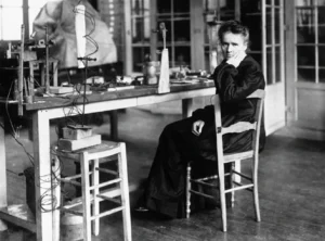 Marie Curie 3